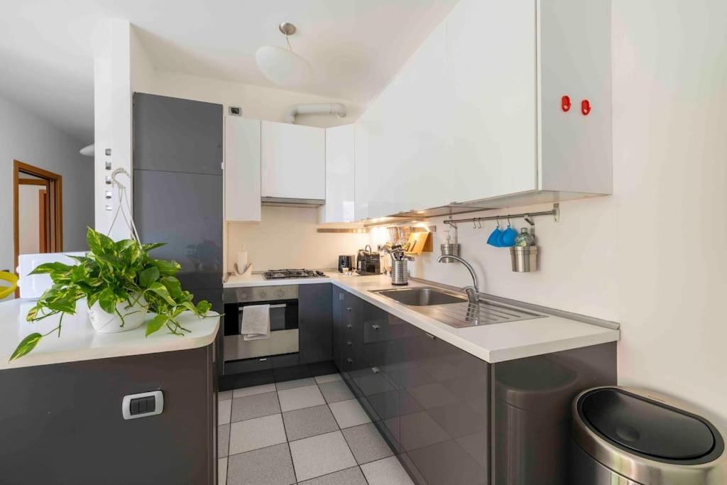 Apartament Bellissimo Bilocale Con Terrazzo Mediolan Zewnętrze zdjęcie